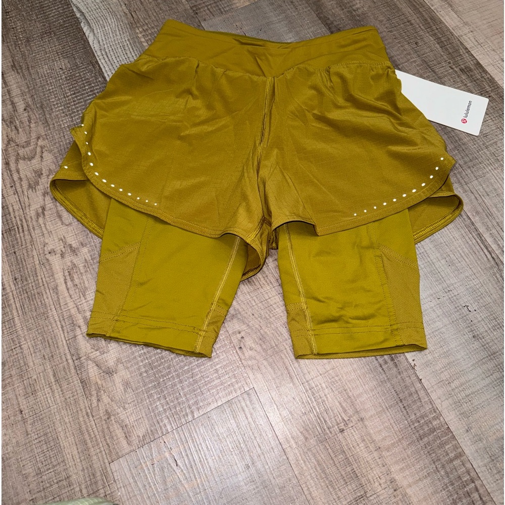 Lululemon short